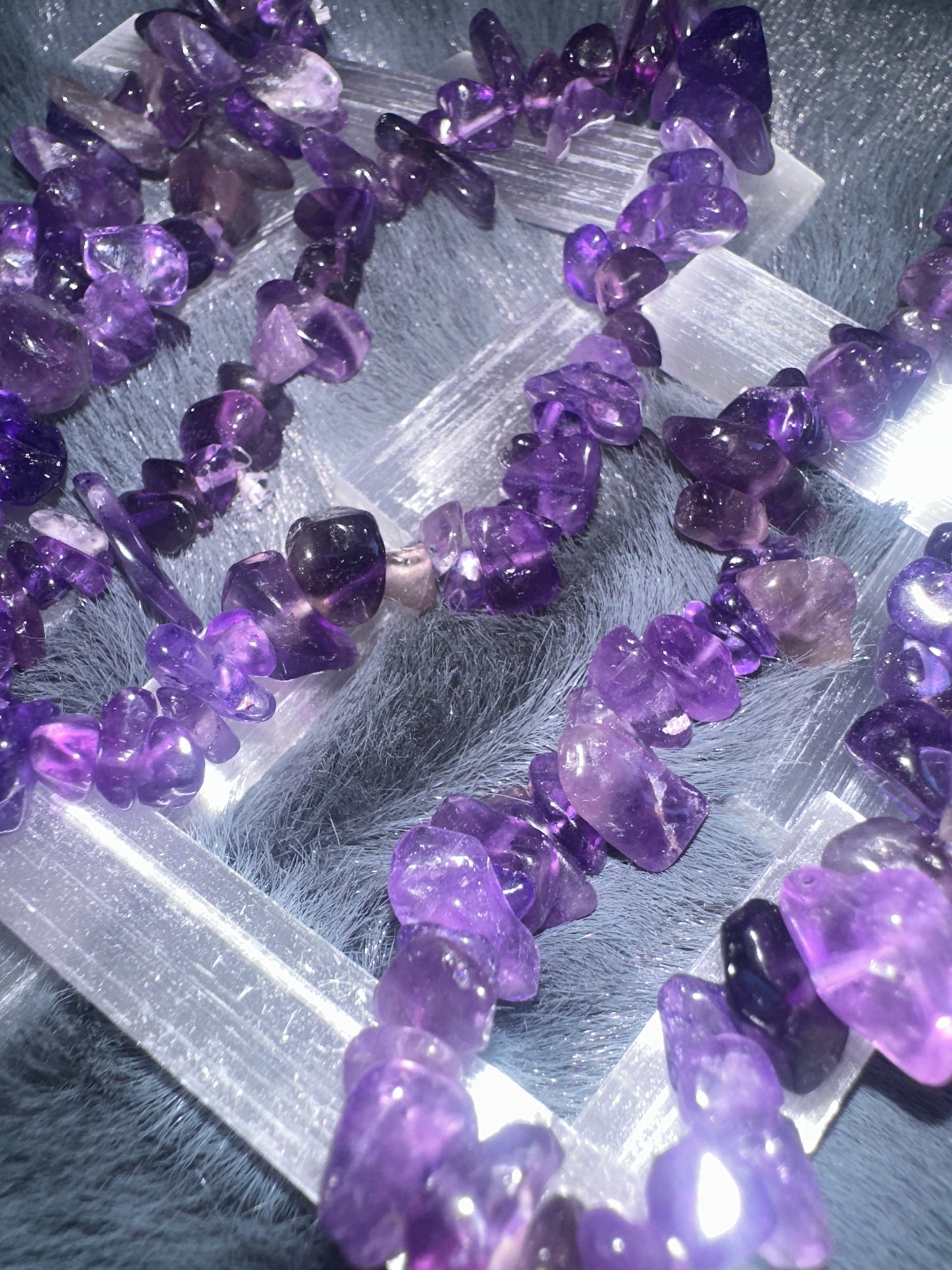 Amethyst chip bracelet